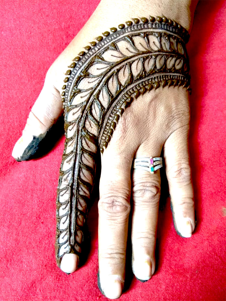 leg Mehendi design 🤩 | Mehndi designs bridal hands, Leg mehendi design,  Rose mehndi designs